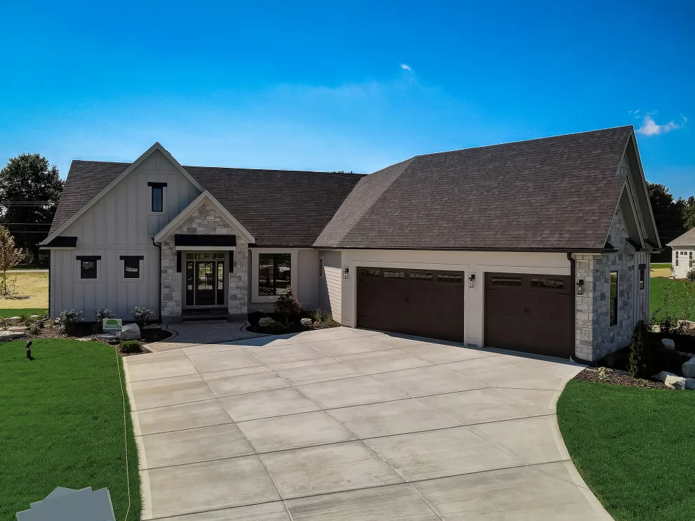 2022 Sienna Parade Edition by Aspen Homes Inc - Photo 32