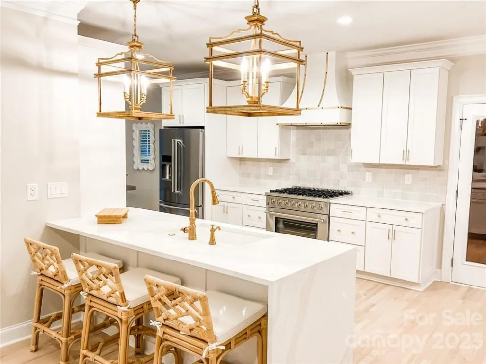 Minimalist Tranquility Semi Home Makeover by Craft And Trade Renovations LLC - Photo 2
