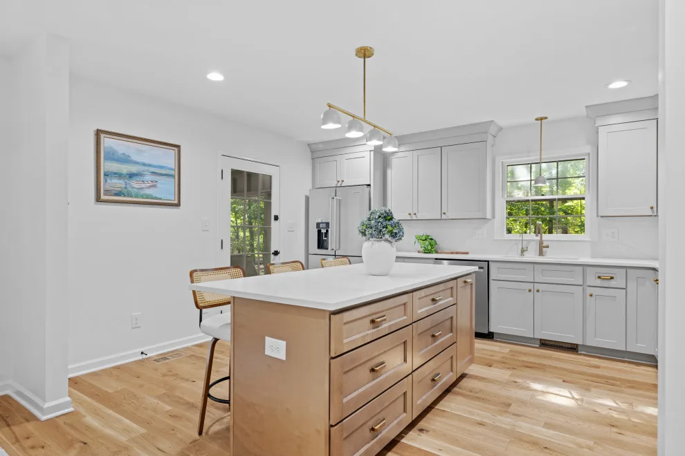 Six Forks Revitalization: Radiant, Cozy, and Sophisticated by Hykal Homes LLC - Photo 6