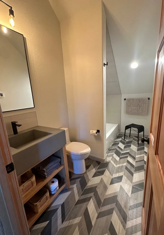 Contemporary Bathroom Renovation by Jamie Rupprecht - Photo 2