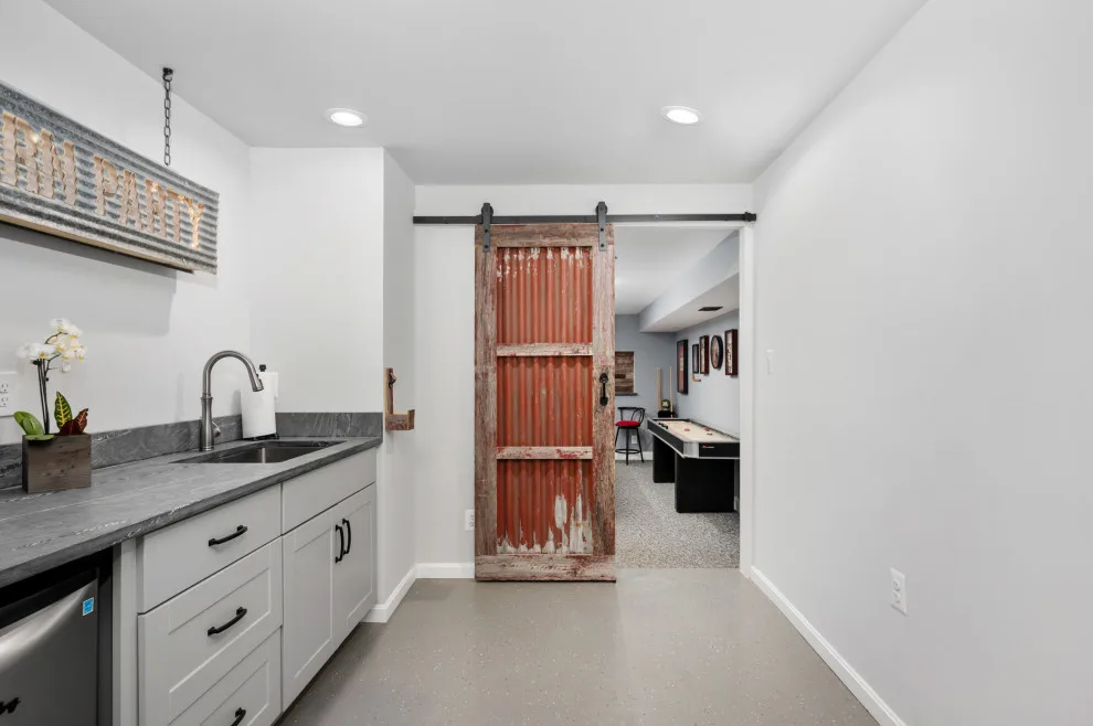Elegant Colonial in Northern Virginia by Thomas Custom Builders - Photo 11