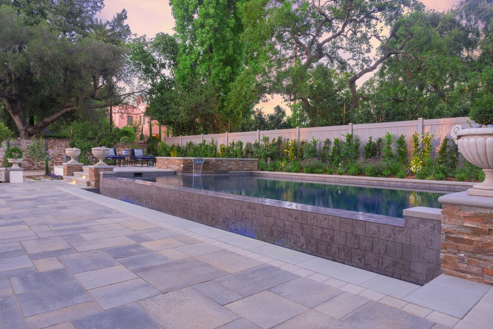 English Garden by Pacific Outdoor Living - Photo 3