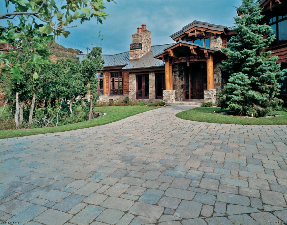 Driveways by Pacific Outdoor Living - Photo 5
