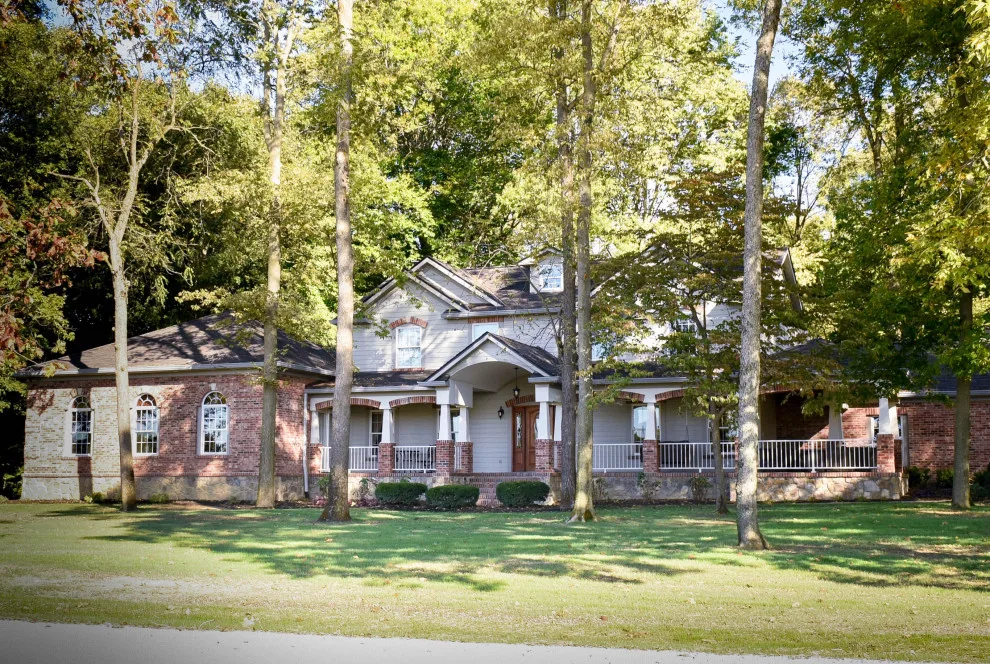 Southern Paradise Retreat by S. Brown Construction Co. - Photo 5