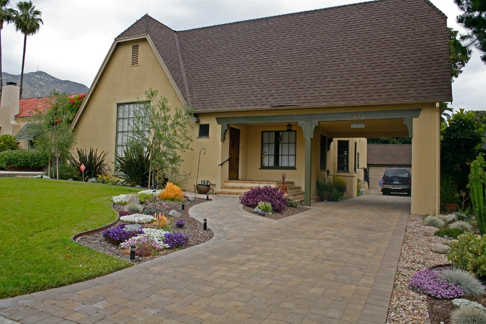 Driveways by Pacific Outdoor Living - Photo 11