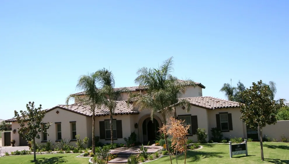 Iberian Patio Residence by Sweaney Custom Homes, Inc. - Photo 12
