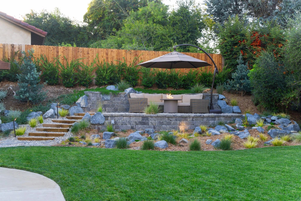 Turf Yard with Kitchen & Firepit by Pacific Outdoor Living - Photo 4