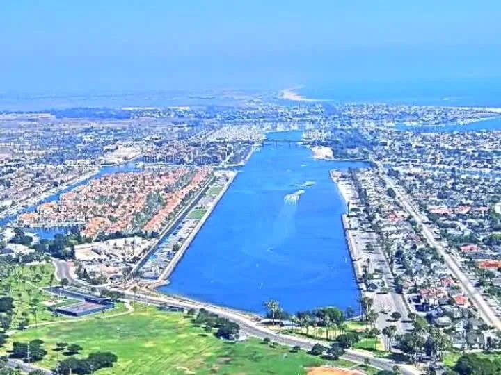 Spinnaker Bay - Long Beach, CA by OCTOBER 5 Fine Home Builders - Photo 2