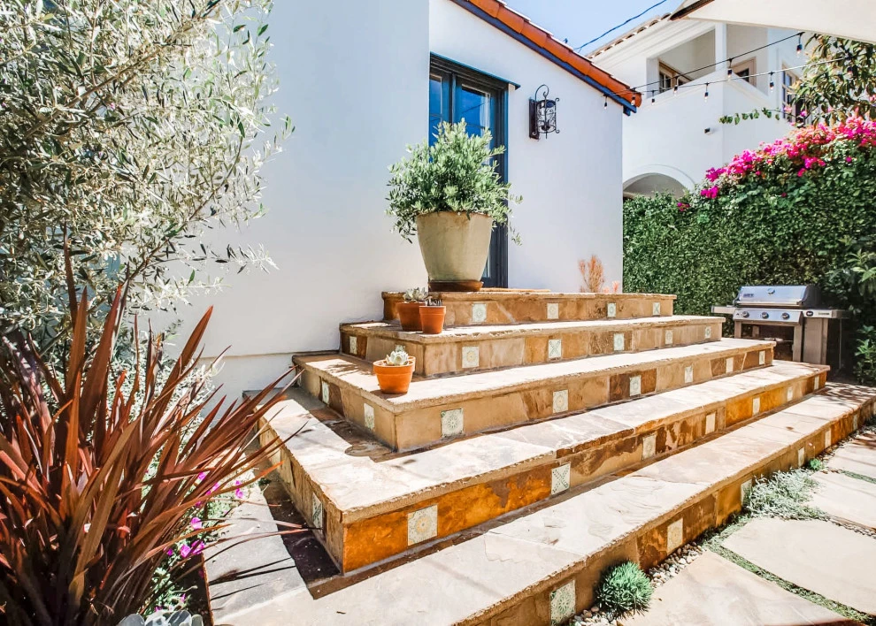 SPANISH MODERN by Paradise Gardens Landscape Design Inc - Photo 3
