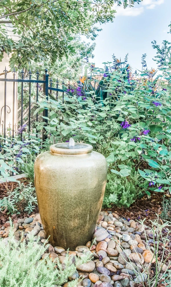 Los Feliz by Paradise Gardens Landscape Design Inc - Photo 7