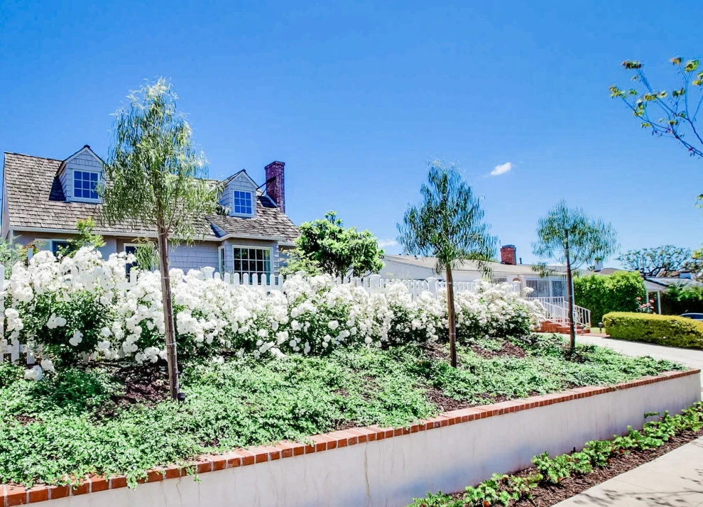 Paradise Gardens Landscape Design Inc - Photo 3