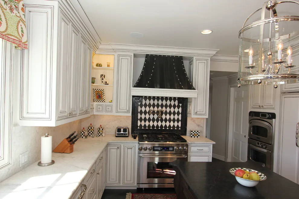 Bold in Monochrome by Bobby Sanders -- Sanders Design Build - Photo 5