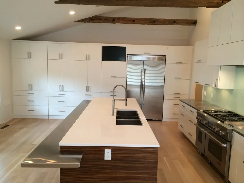 Contemporary Rustic Renewal by Dwellings, Inc. - Photo 2