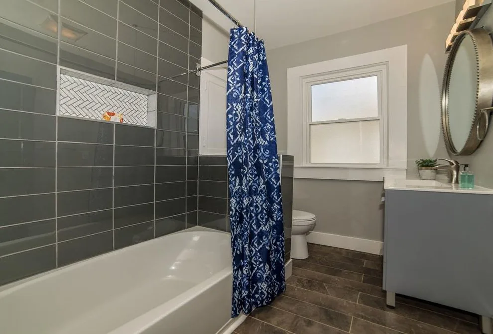 Hyde Park Tamarack Avenue Revitalization by Omg LLC. - Photo 3