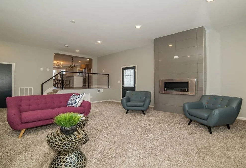 Hyde Park Tamarack Avenue Revitalization by Omg LLC. - Photo 10
