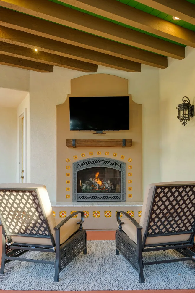 Year-Round Patio by Morse Custom Homes And Remodeling - Photo 2