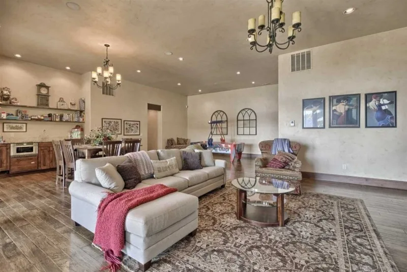 Resort Custom Homes - Photo 9