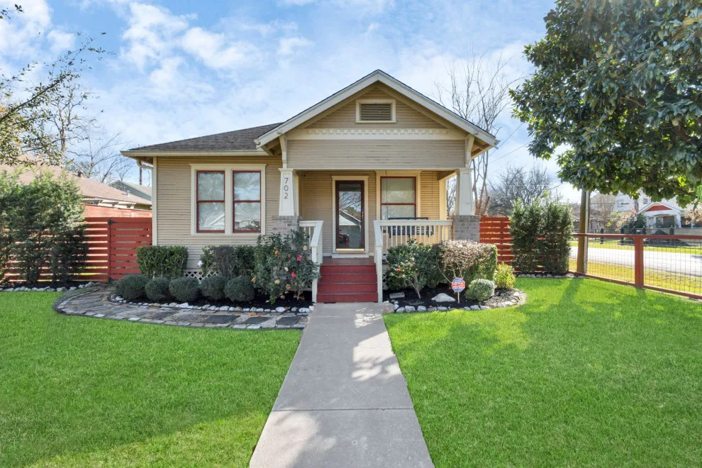 Houston Heights Vacation Rental by Leisure Blvd - Photo 25