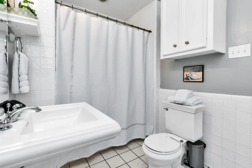 Houston Heights Vacation Rental by Leisure Blvd - Photo 2