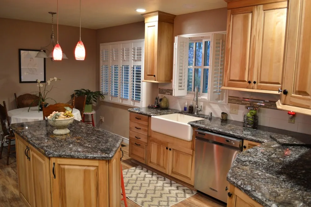 Thurman kitchen renovation by Lawrence Adams Const. & Melindas Interior Designs - Photo 3
