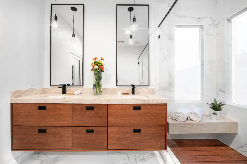 Eternal Teak Luxe Bathroom by ONE Eleven Ltd. - Photo 2