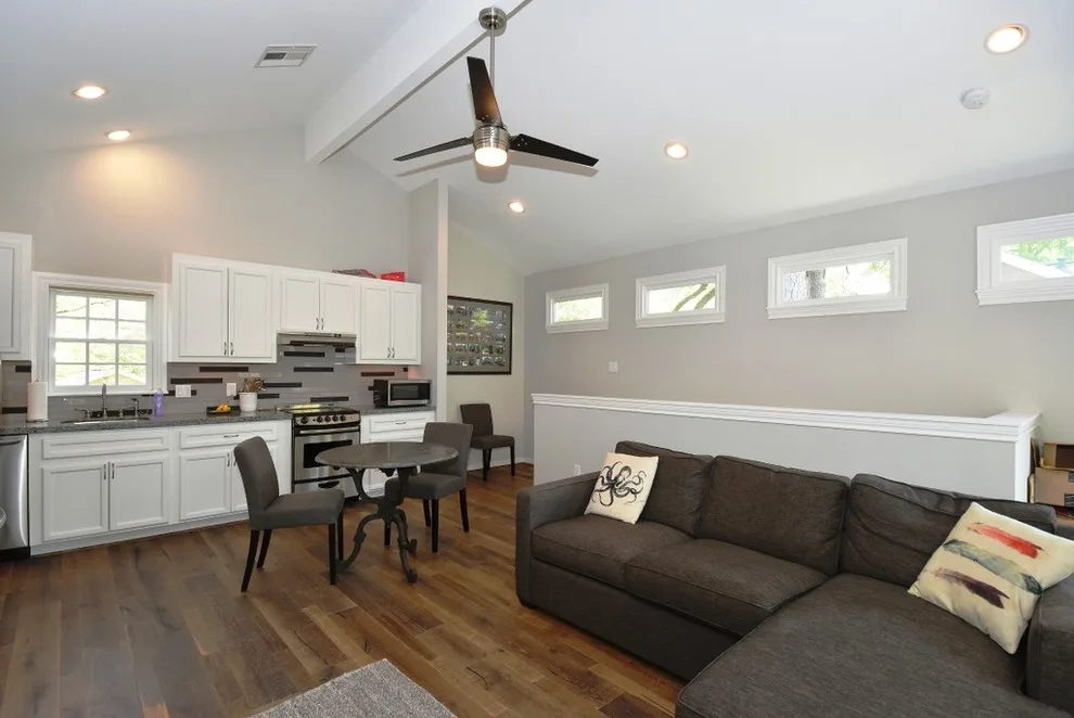 Garden Oaks - Garage 818 Project by Harry James Building + Design - Photo 12