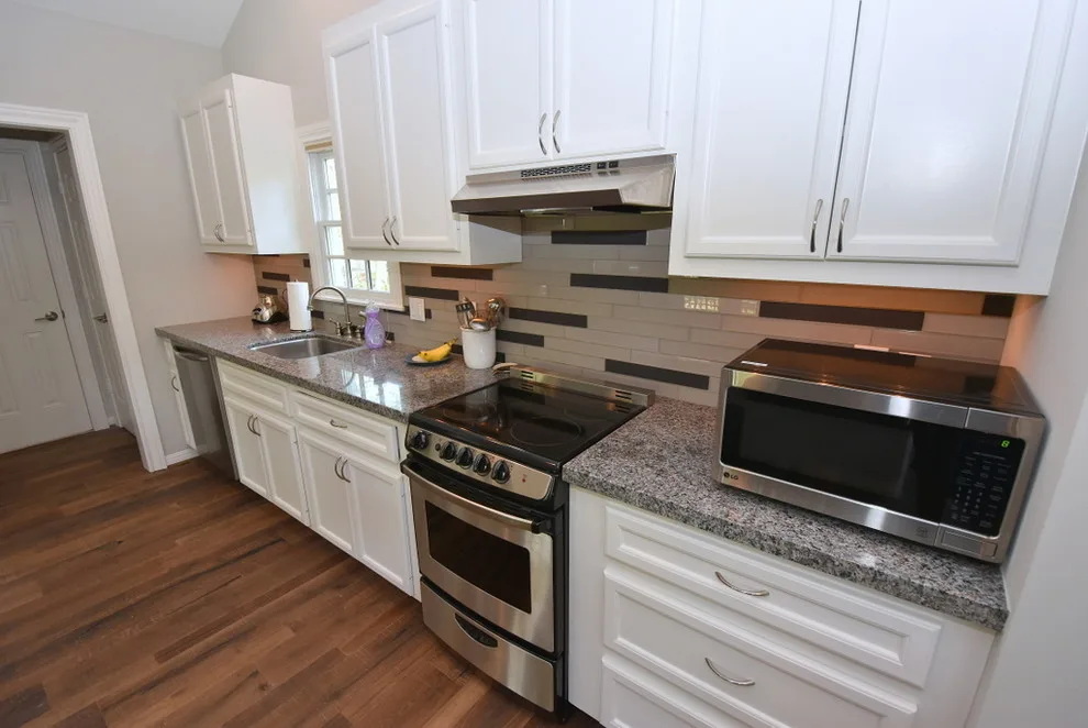Garden Oaks - Garage 818 Project by Harry James Building + Design - Photo 7