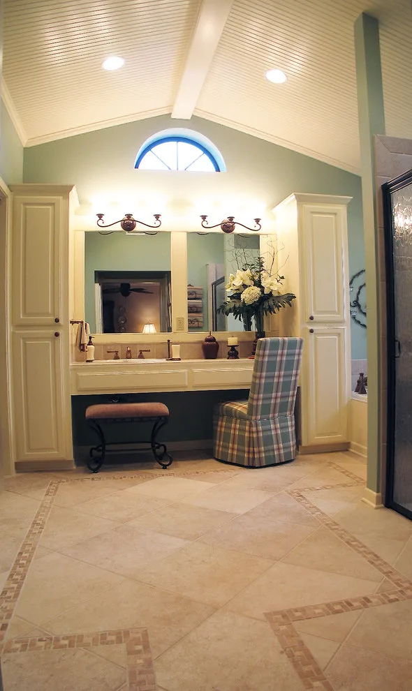 Classic Benton Master Suite Renovation by JEB Design/Build - Photo 2