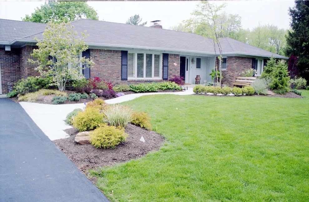 Haskell, Mike & Sue by Pro Care Horticultural Services - Photo 2