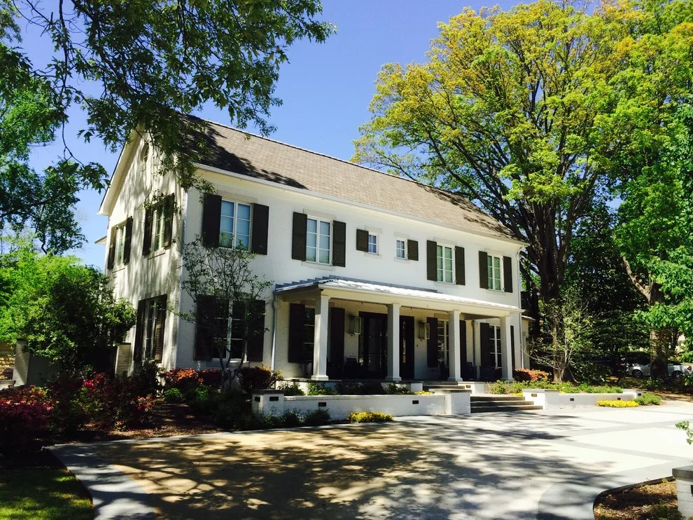 Contemporary Classic Estate by Dwellings, Inc. - Photo 10