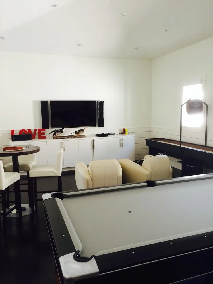 Contemporary Classic Estate by Dwellings, Inc. - Photo 3