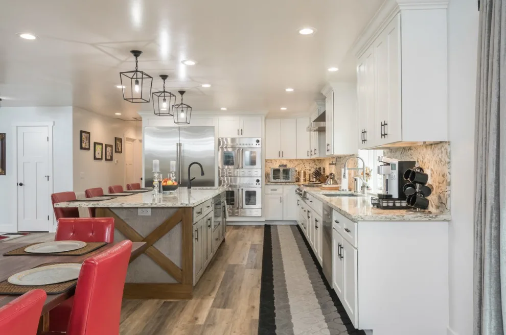 Classic Renovation Maryville by Buildersmith Inc. - Photo 2