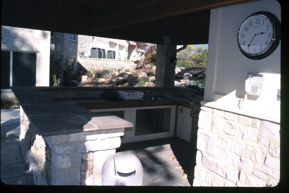 Private Residence, Backyard by Pro Care Horticultural Services - Photo 2