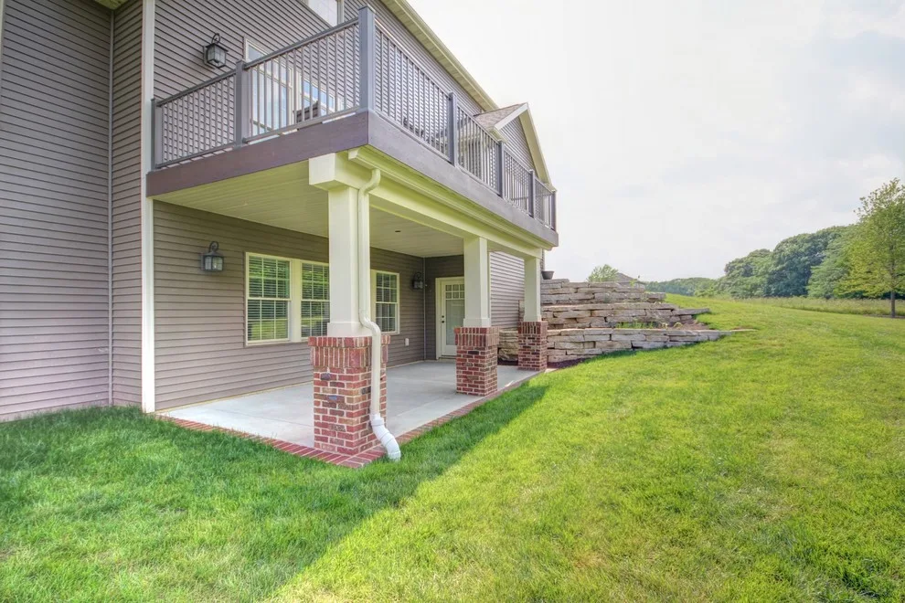 Trainor Home by Premier Homes Of Illinois, Inc - Photo 20
