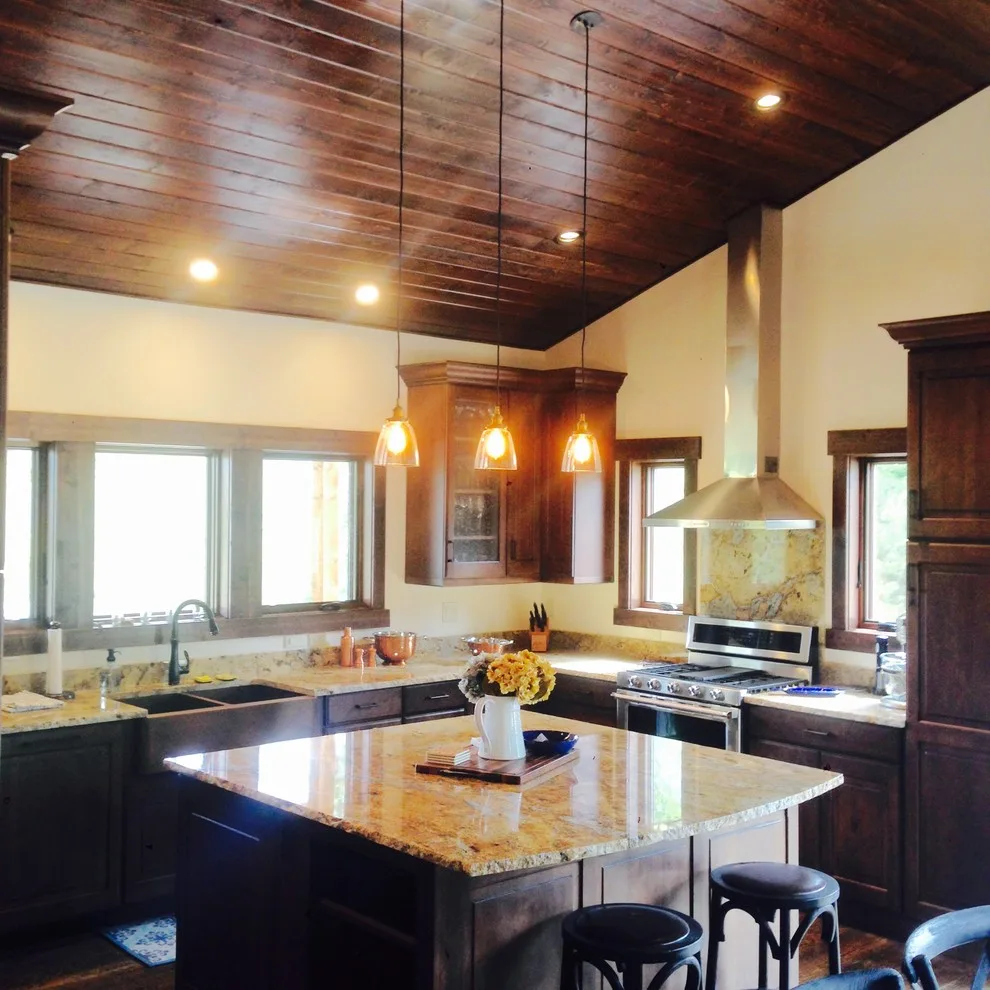 Kinnikinnick Lodge by RJ Design Homes, Inc. - Photo 2