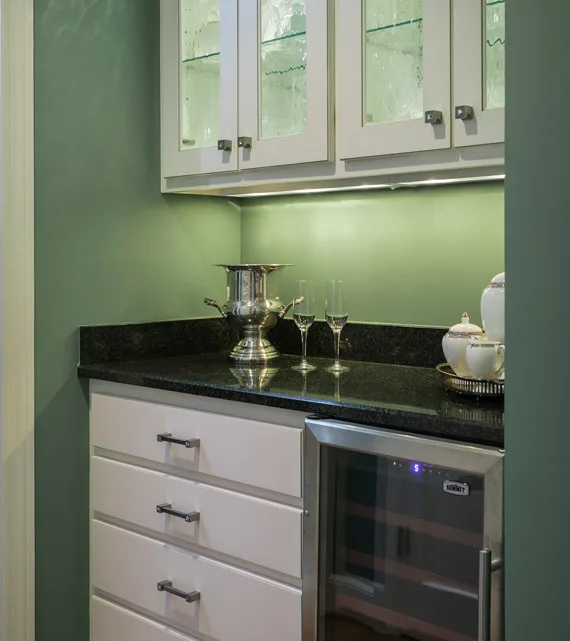 Green Hills Transitional Kitchen by Trace Ventures - Photo 4