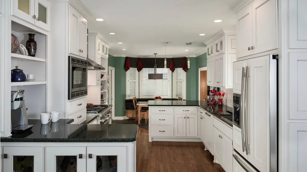 Green Hills Transitional Kitchen by Trace Ventures - Photo 3