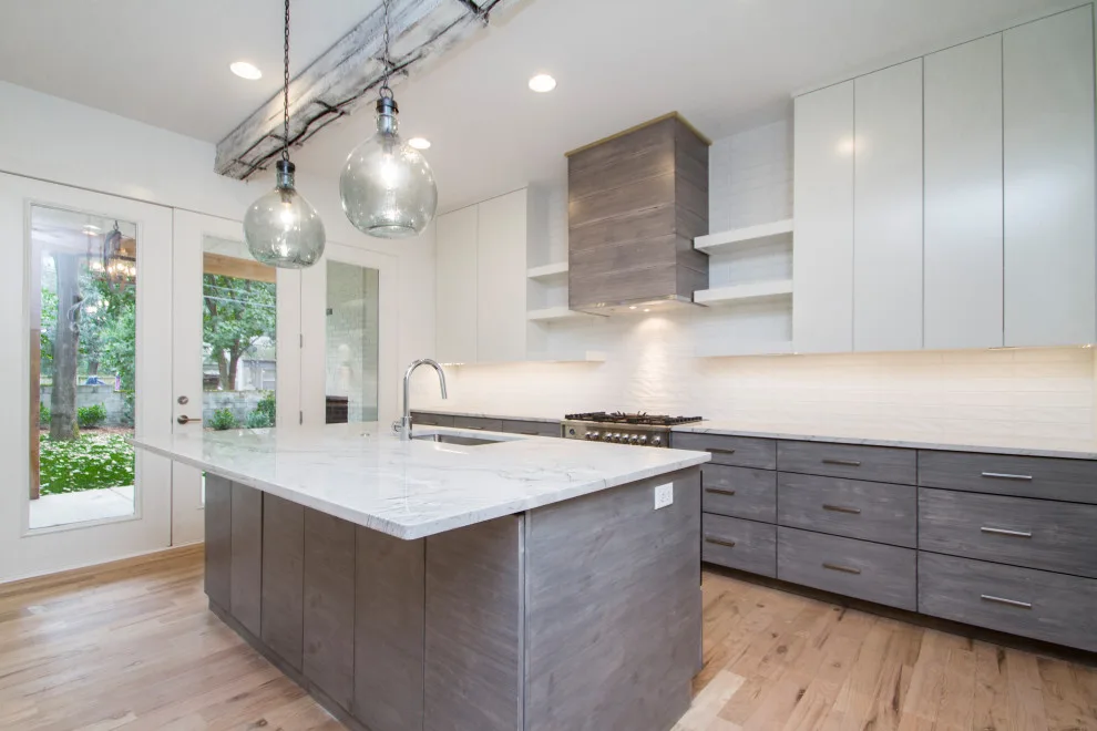 Transitional Design by Dwellings, Inc. - Photo 3