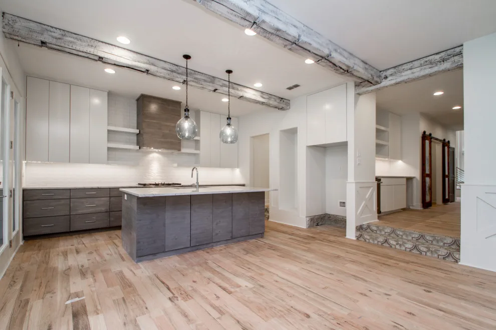 Transitional Design by Dwellings, Inc. - Photo 11