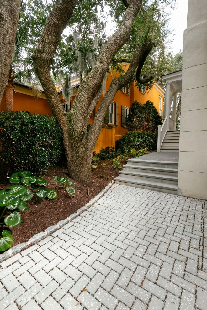 Traditional ION Residence by Remark - Photo 13