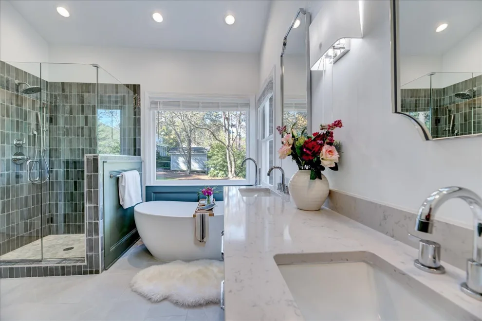 Trappers Haven: Elegant Bathroom Makeover by Hykal Homes LLC - Photo 9