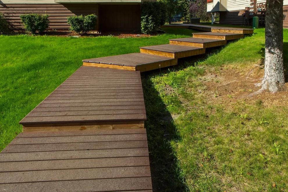 Trex Tiered Walkway by Treeline Construction - Photo 2