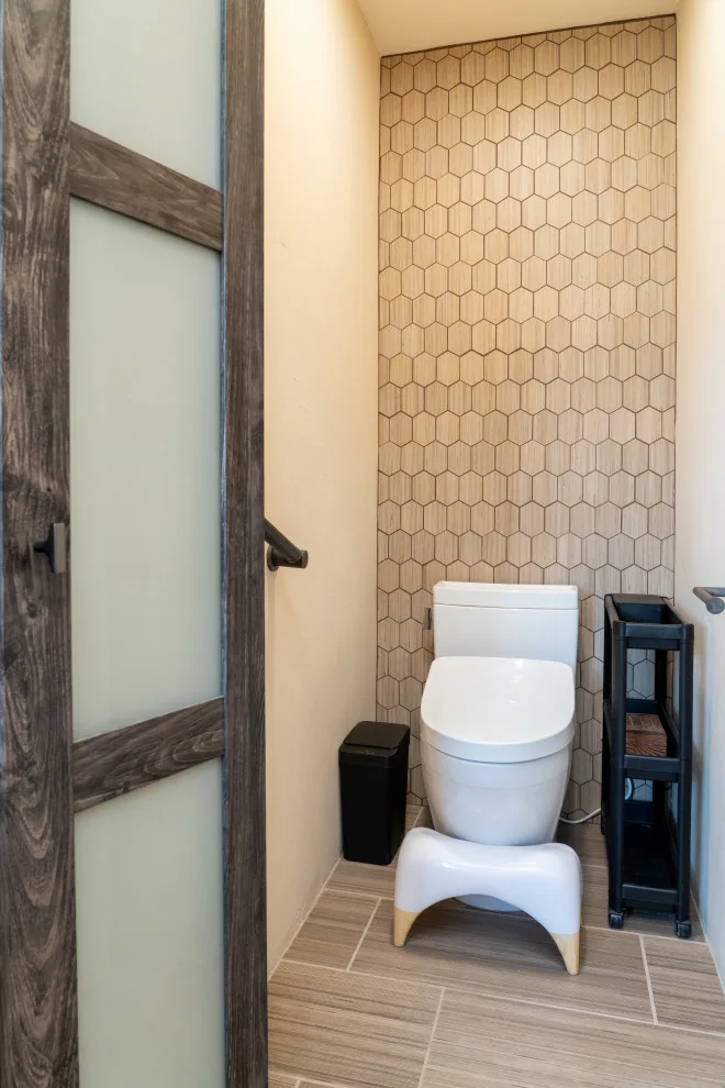 Tucson Foothills Luxury Bathroom by Desert Earth And Wood, LLC - Photo 10