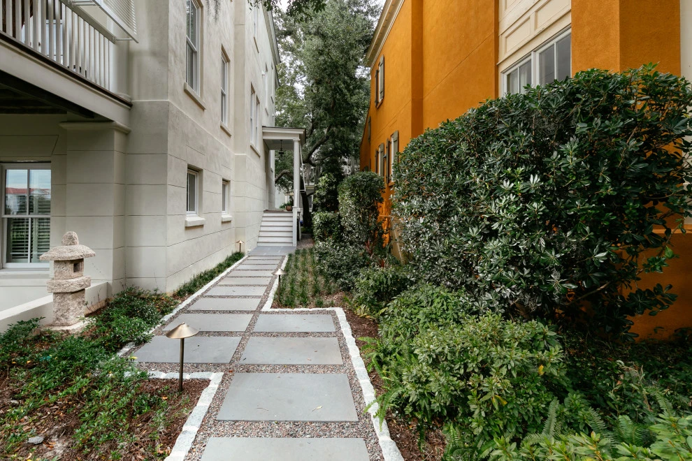 Traditional ION Residence by Remark - Photo 2