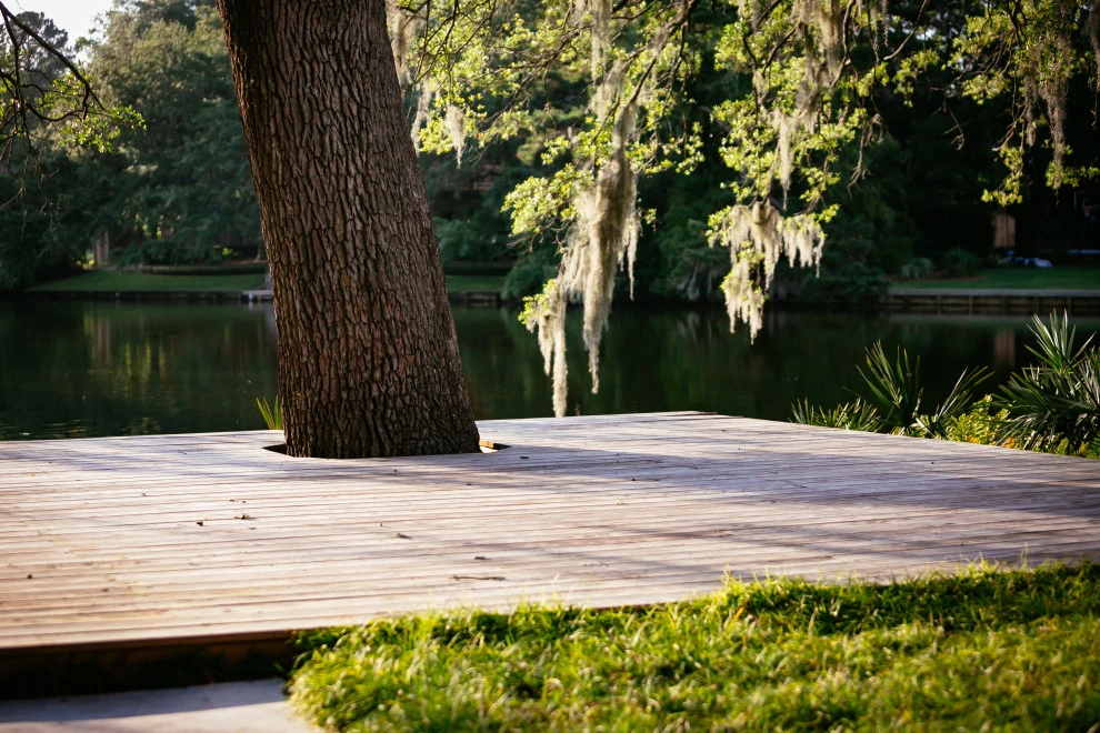 Lakeside Retreat by Remark - Photo 13