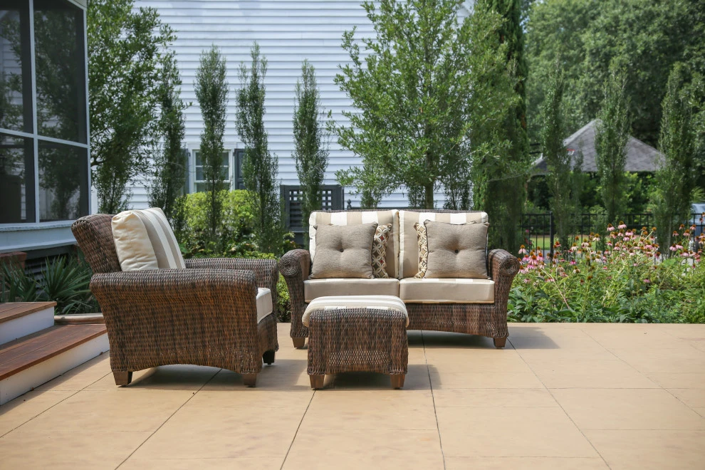 Daniel Island Outdoor Living by Remark - Photo 4