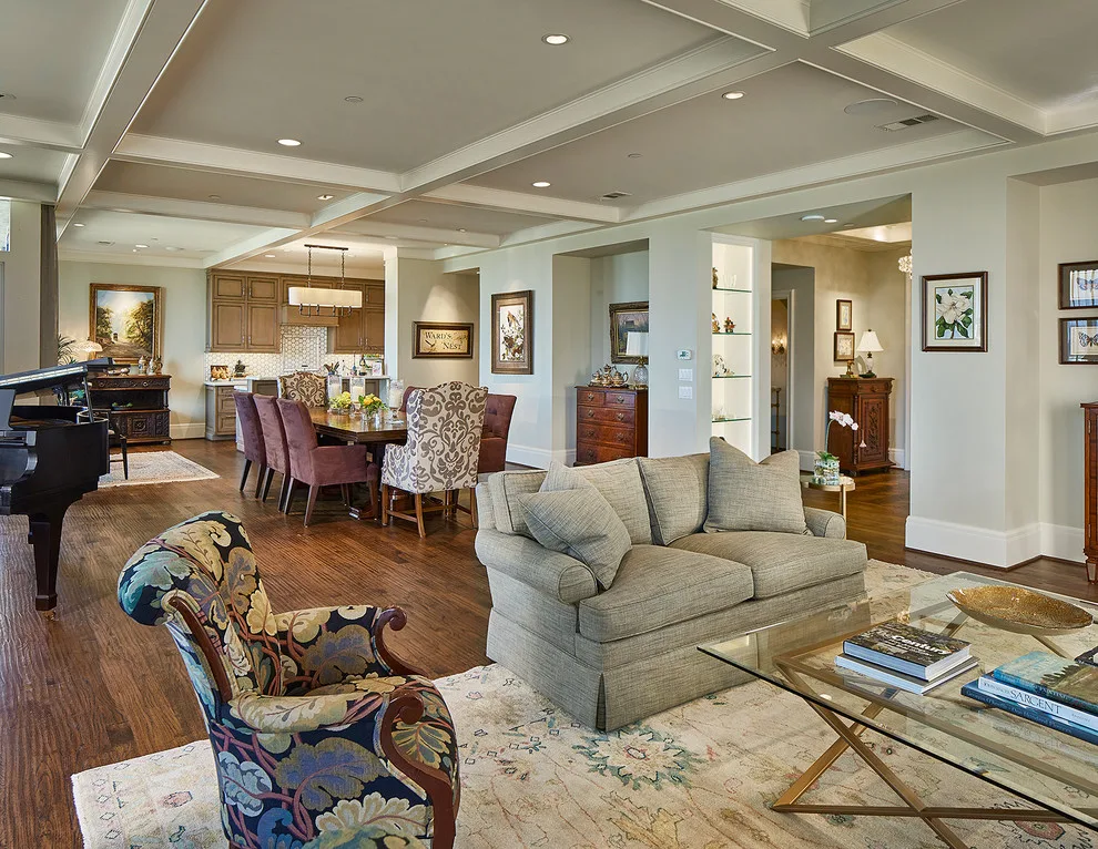 Uptown Apartment by Traver Construction, Inc. - Photo 16