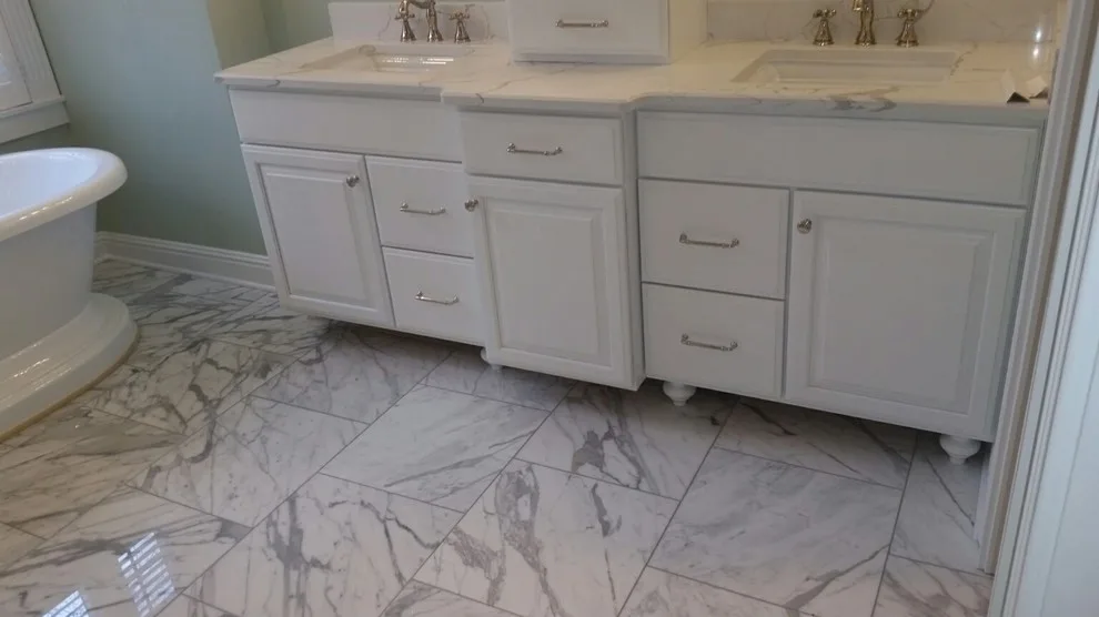 Valparaiso Stone Bath by Guinn Construction LLC - Photo 5
