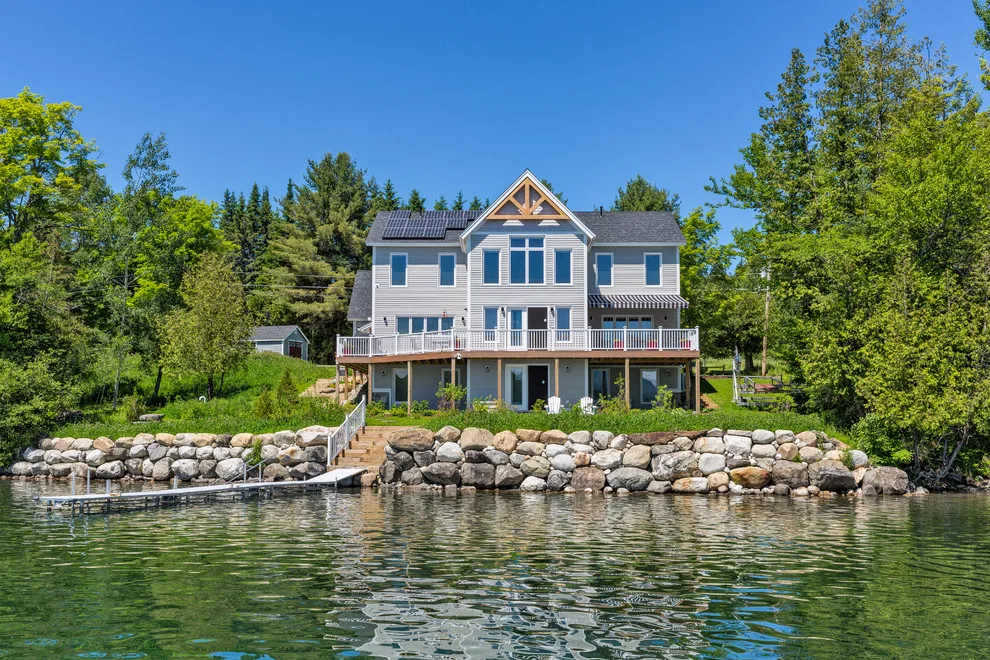 Lakeside Hybrid Timber Frame Residence in Vermont by Davis Frame Company - Photo 2