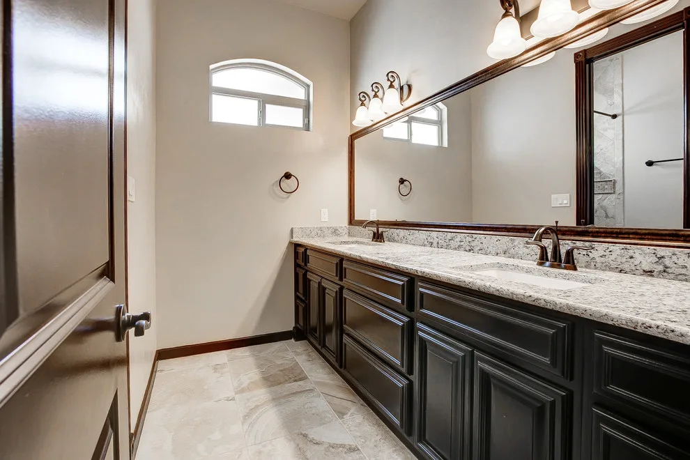 Through Quijano by Bella Vista Custom Homes, Inc. - Photo 4